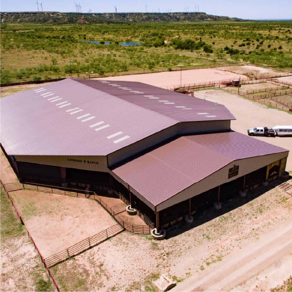 Arena & Saloon Gallery – Covered S Ranch