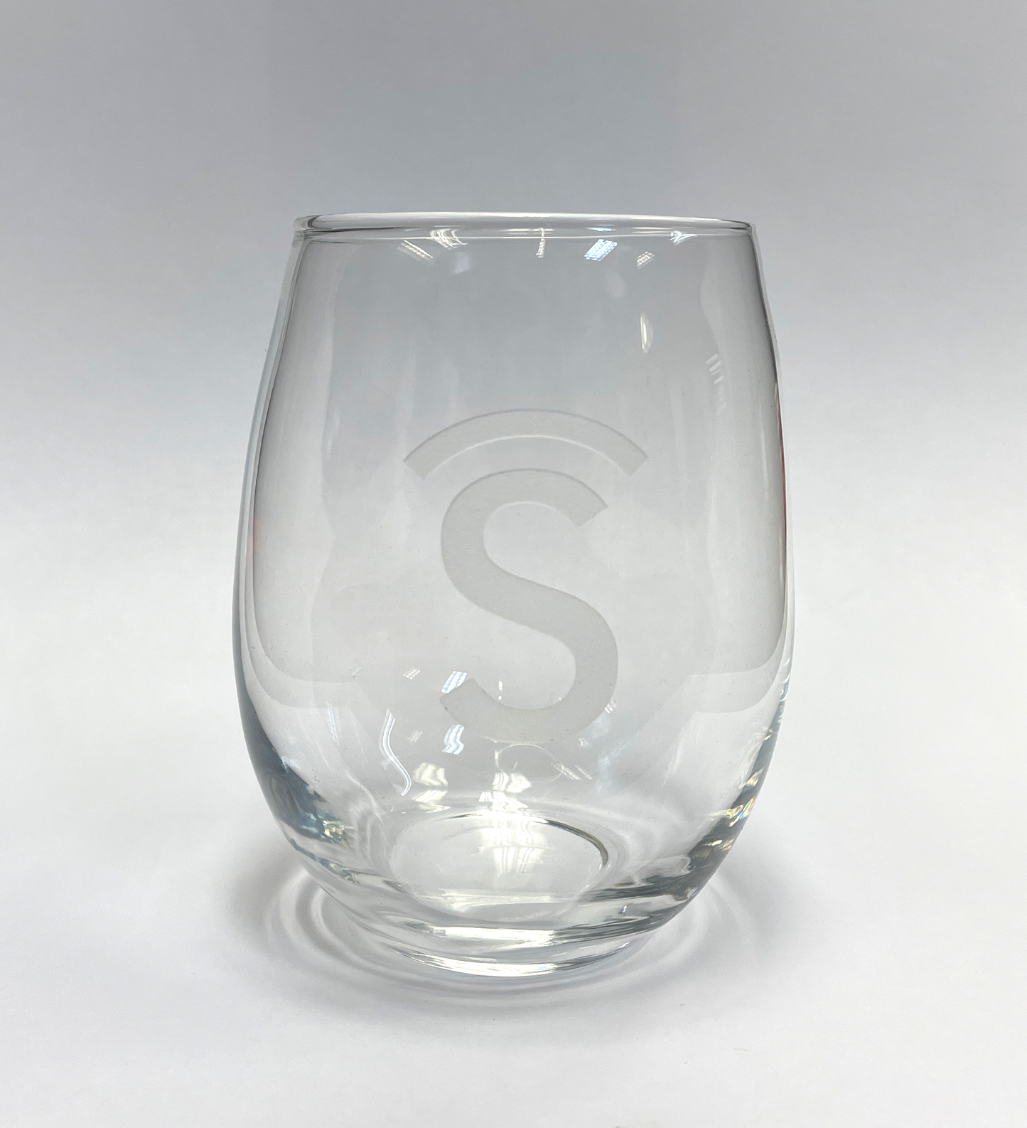 
                  
                    Covered S Wine Glass
                  
                